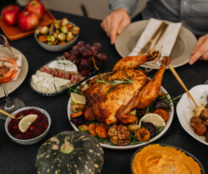 10 Simple Ways to Put a Healthy Twist on Your Thanksgiving Recipes – According to Dietitians
